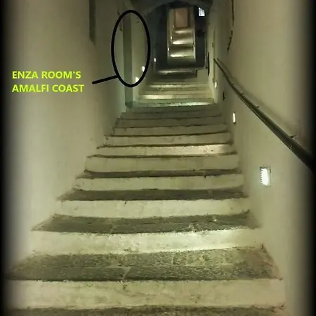 Enza Room's Coast Affittacamere Guest house 2*